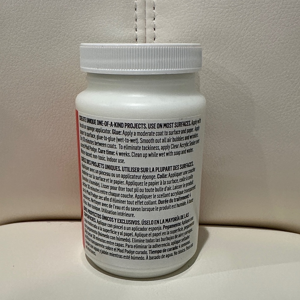 Adidas White Container - Picture 2 of 3